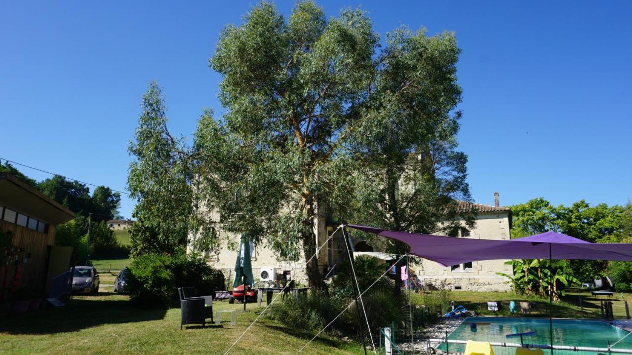 Bed and Breakfast La Vieille Ecole Bourgougnague Exterior foto