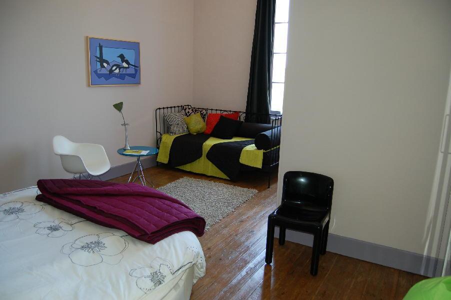 Bed and Breakfast La Vieille Ecole Bourgougnague Zimmer foto